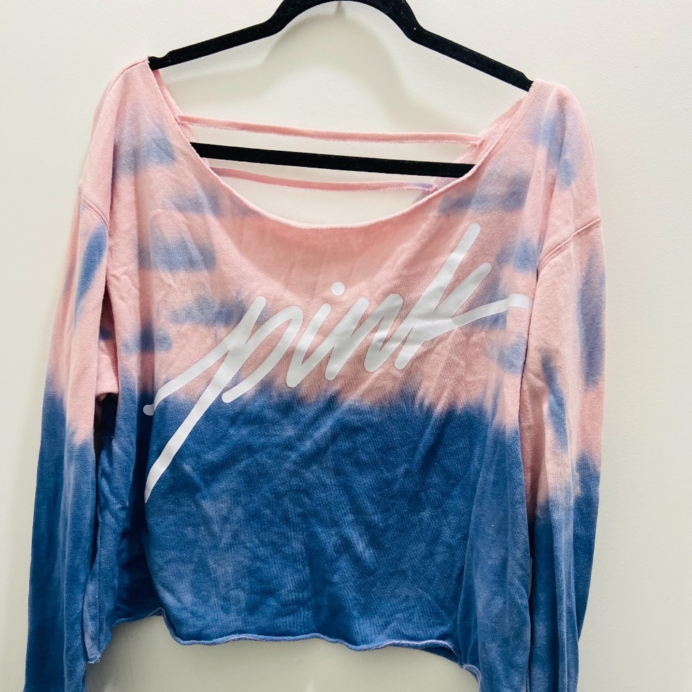 Pink brand crop sweatshirt tie back size Large pink/blue vibes. Very soft l